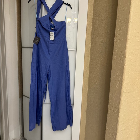 Chic Blue Cross-Back Jumpsuit - Picture 1 of 4